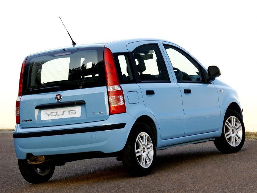 Fiat Panda Young 2011 года  (фото 5 из 12)